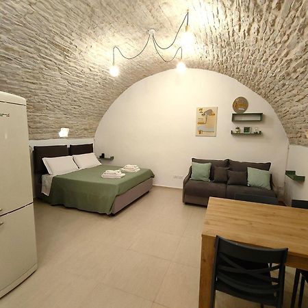 Corte Pietrantica - Charming Rooms & Suites Giovinazzo Luaran gambar