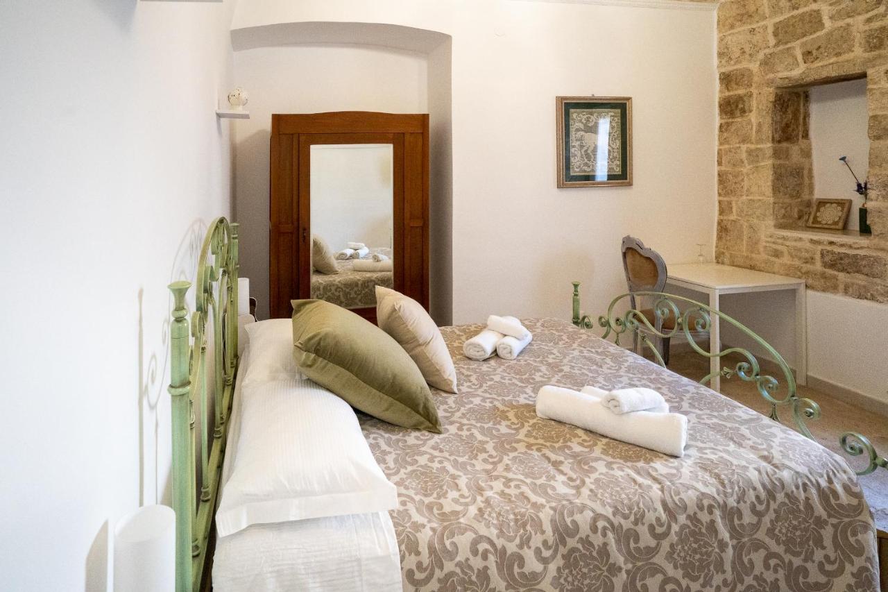 Corte Pietrantica - Charming Rooms & Suites Giovinazzo Luaran gambar