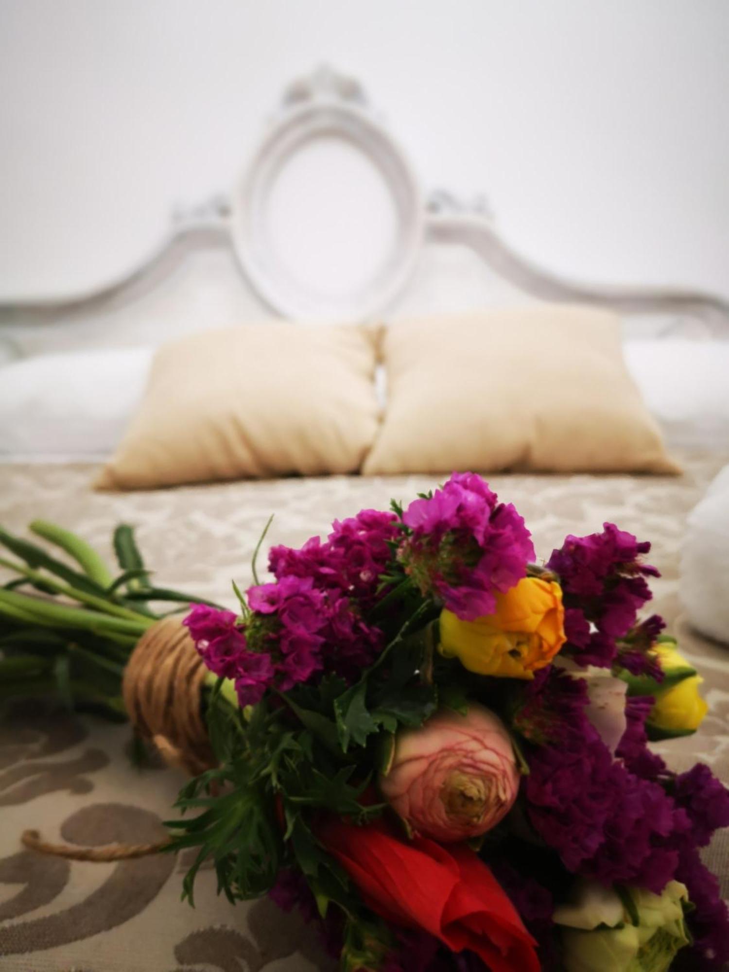 Corte Pietrantica - Charming Rooms & Suites Giovinazzo Bilik gambar
