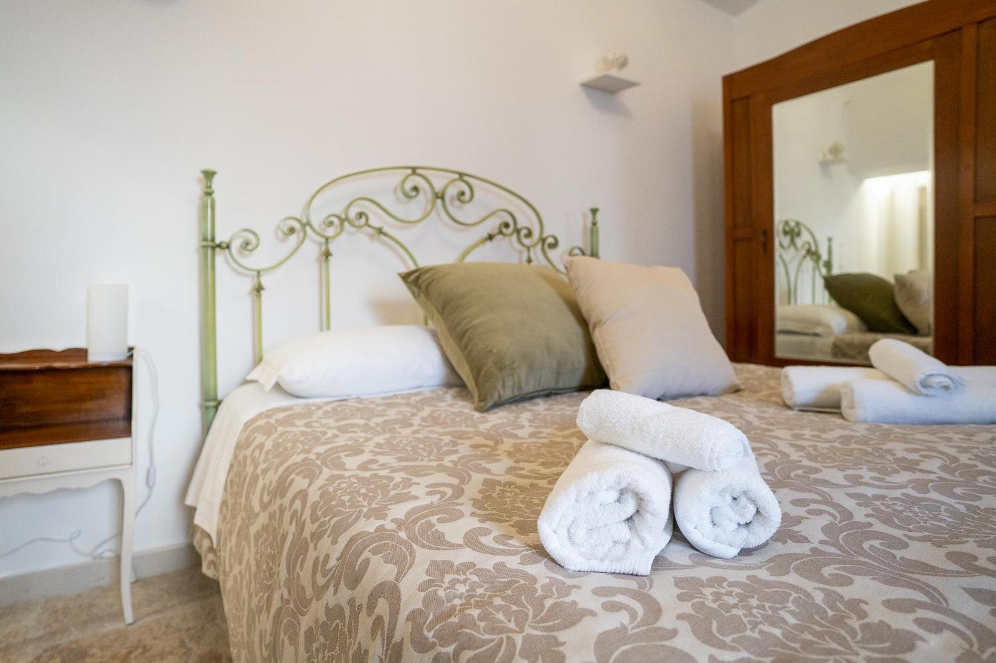 Corte Pietrantica - Charming Rooms & Suites Giovinazzo Bilik gambar